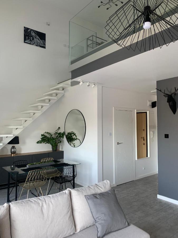 Ekskluzywny Penthouse Z Ogrodem W Centrum Lodzi Екстер'єр фото