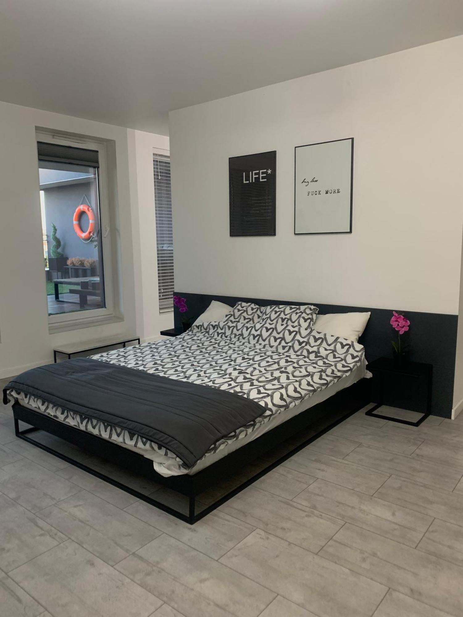 Ekskluzywny Penthouse Z Ogrodem W Centrum Lodzi Екстер'єр фото